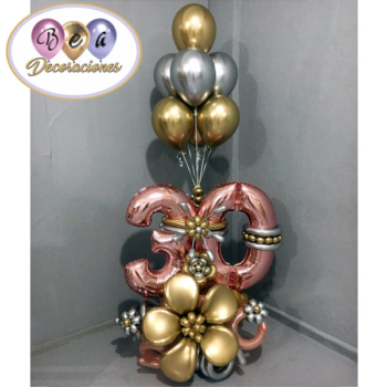 Bouquet de globos metálicos y cromados 30 años