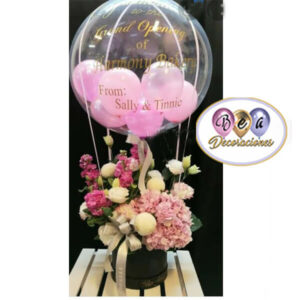 bouquet-con-flores-y-con-globos-burbuja-con-globos-por-dentro-delivery-lima